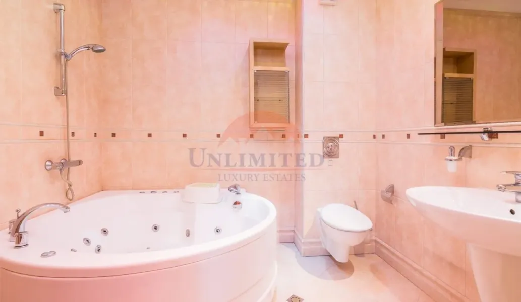 Stunning Panoramic Two-Bedroom Apartment Near Joliot-Curie Metro - Image 3
