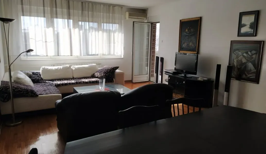 Fully Furnished 2 Bedroom Apartment for Rent in Vračar, Belgrade - Image 2