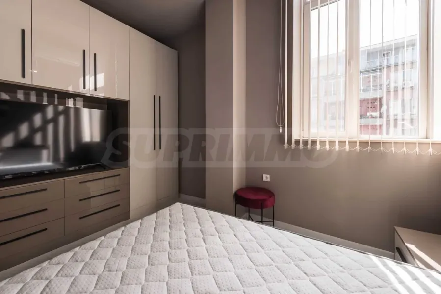 Stylish Varna Apartment - Central Location - Image 5
