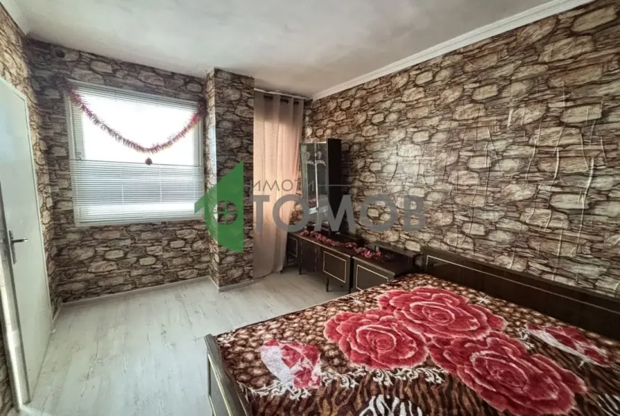Fully Furnished 2-Bedroom Apartment Near Galleria Mall, Stara Zagora - Image 3