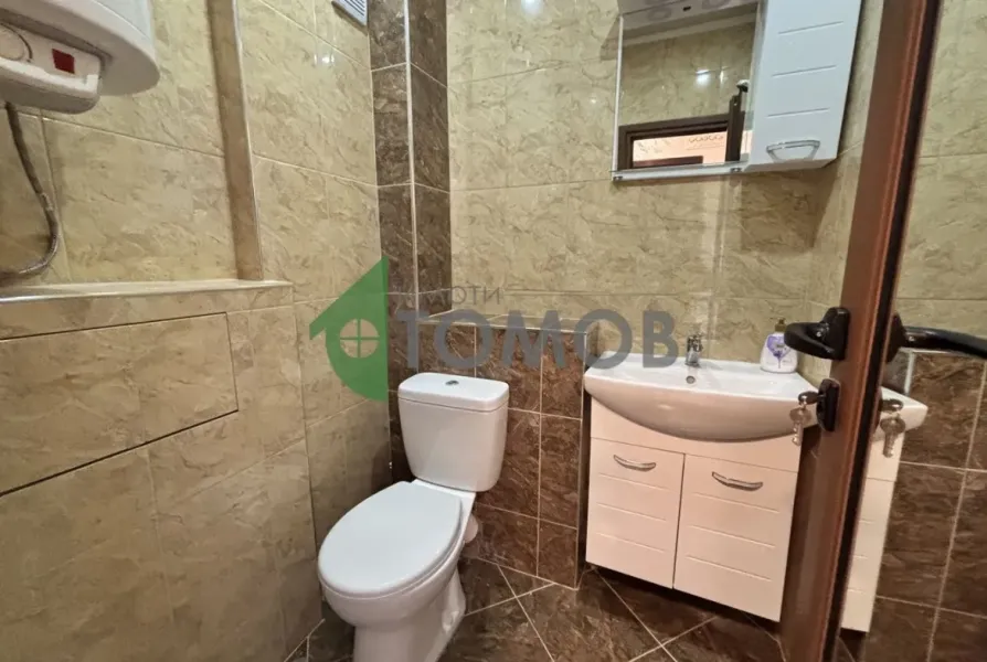 Fully Furnished 2-Bedroom Apartment Near Galleria Mall, Stara Zagora - Image 1