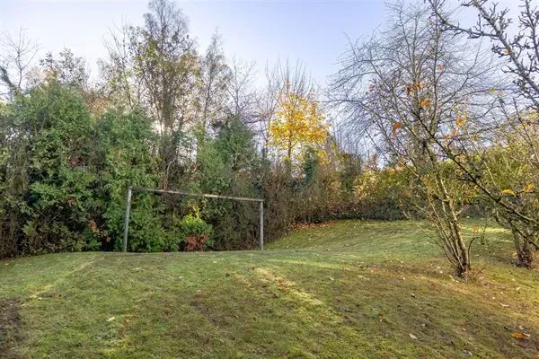 Spacious House with Garden in Beautiful Sint-Genesius-Rode, Belgium - Image 4
