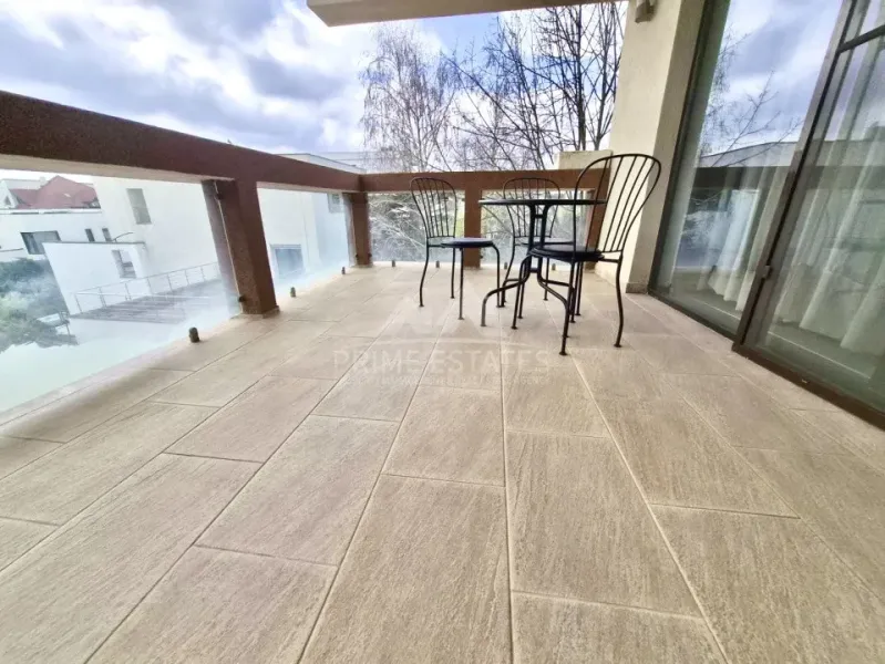 Spacious 3-Bedroom Apartment in Pipera with Forest Views - Image 1