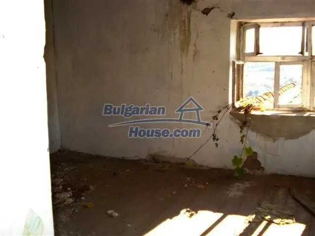 Spacious Rural House with Garden and Stunning Panoramic Views - Image 4