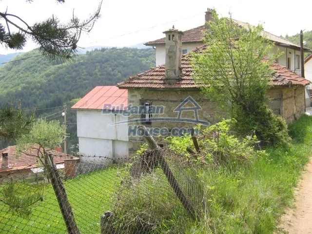 Spacious Two-Story House Near Pamporovo Spa Resort, Bulgaria - Image 3