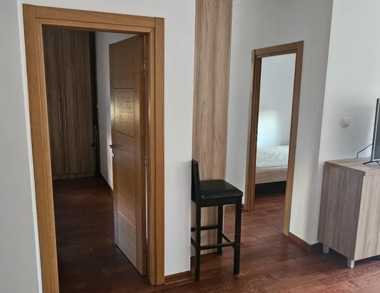 Spacious 3-Bedroom Apartment in New Belgrade, Zvezdara - Rent - Image 1