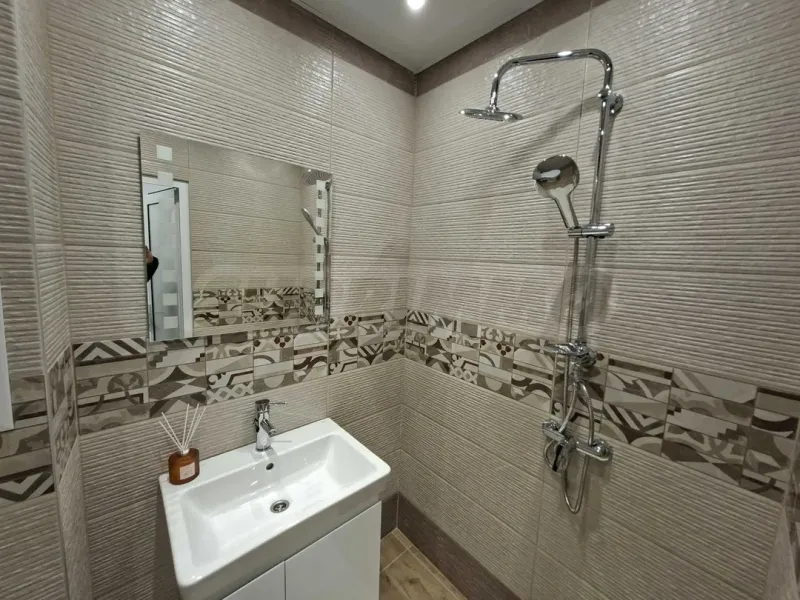 Spacious Apartment in Mladost 1, Varna - New Renovation - Image 4