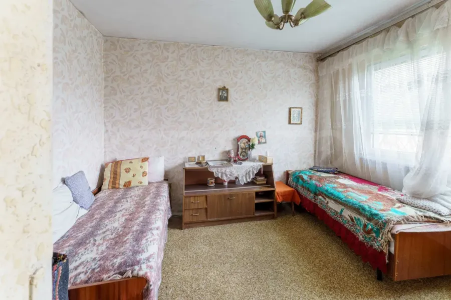 Sofia Apartment: Renovate &amp; Create Your Dream Home - Image 4
