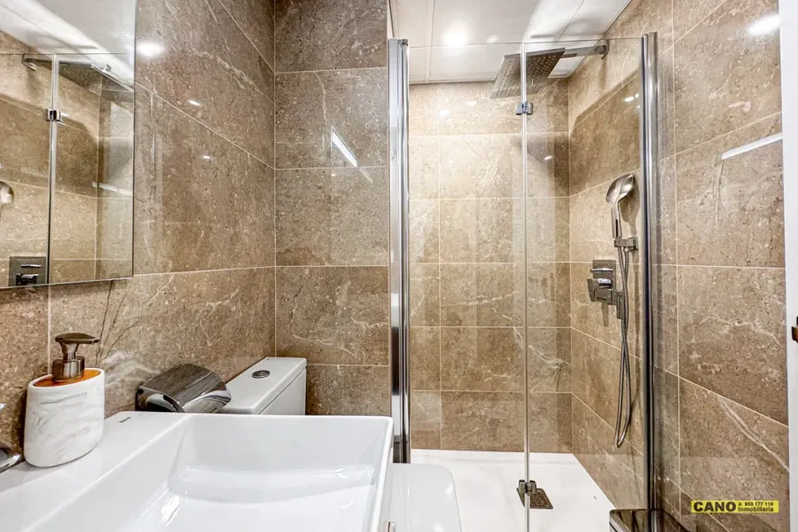 Apartment for sale in Roquetas de Mar - Image 2
