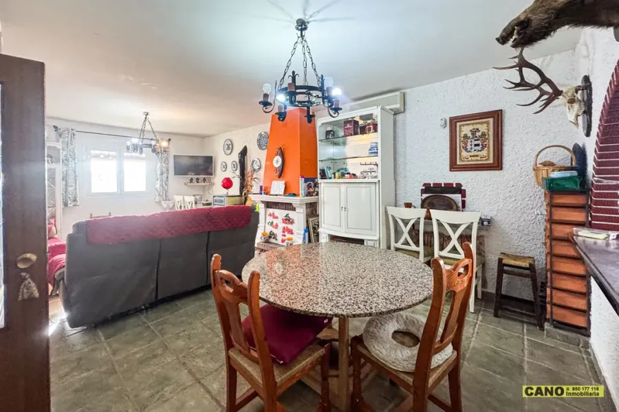 Spacious Cortijo with Land in Níjar, Spain - 3 Bedrooms - Image 1