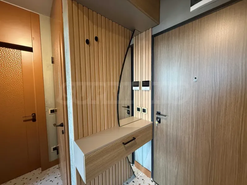 Fully furnished apartment with Vitosha view - Image 5