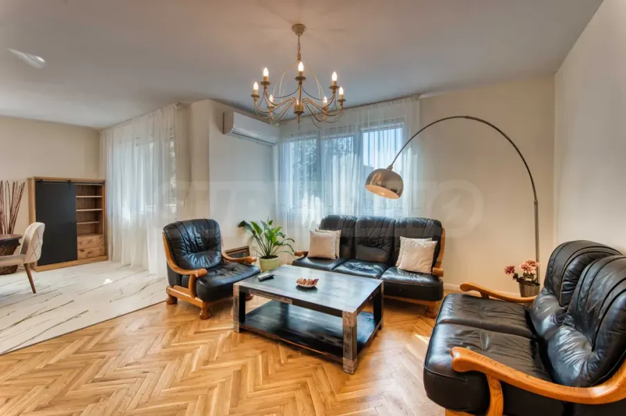Spacious 3-Bedroom Apartment in Sofia's Goce Delchev - Image 3