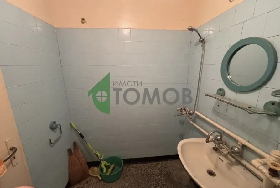 Spacious 2+1 Apartment in Stara Zagora – Great Location - Image 3