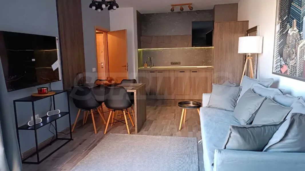 Spacious, Fully Furnished Apartment in Varna's "Briz" Complex - Image 3