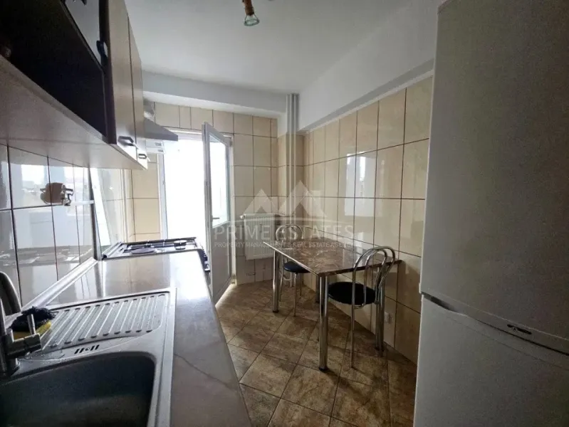 Fully Furnished 2-Bedroom Apartment Near Calea Victoriei, Bucharest - Image 2
