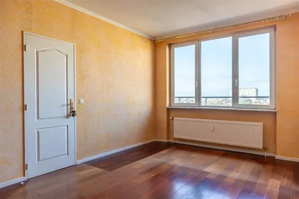 Corner Messidor Penthouse: XXL Terrace, Breathtaking Views & Modern Living - Image 2