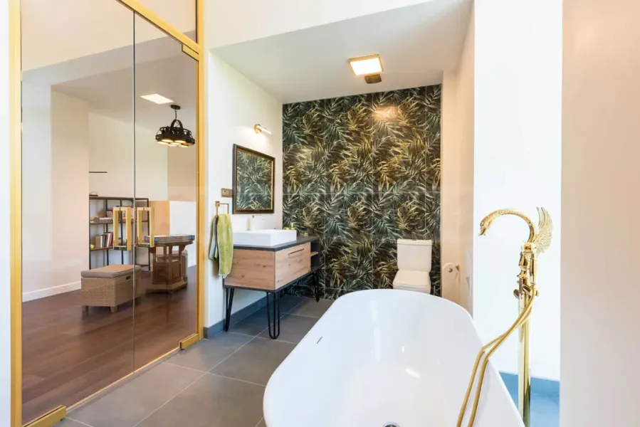 Luxury Penthause with Sea View in Varna - Image 4