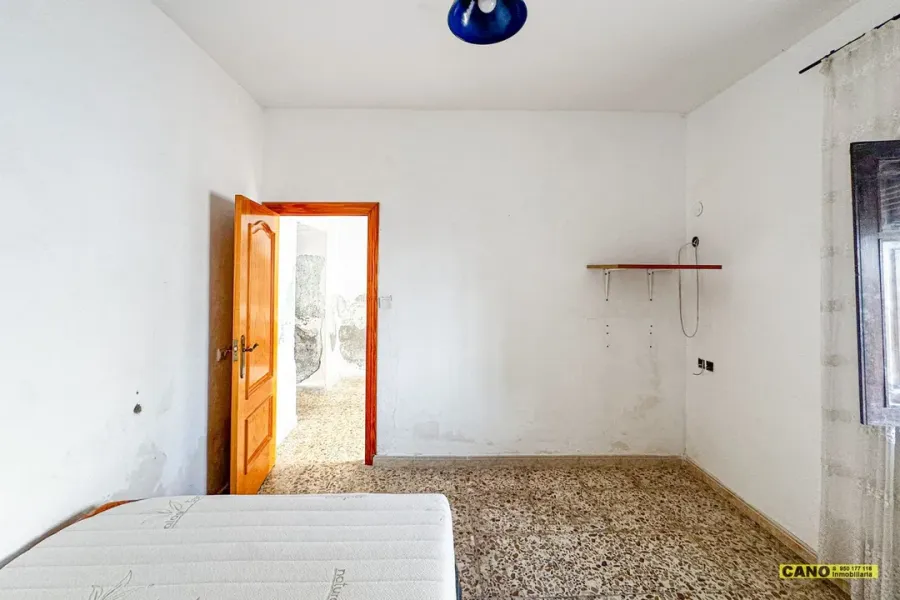 Spacious 3-Bedroom House with Land in Huércal de Almería Spain - Image 5