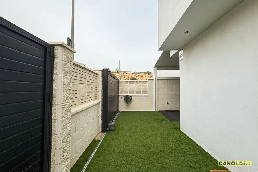 New Build Chalet with Pool in Huércal de Almería, Spain - Image 3