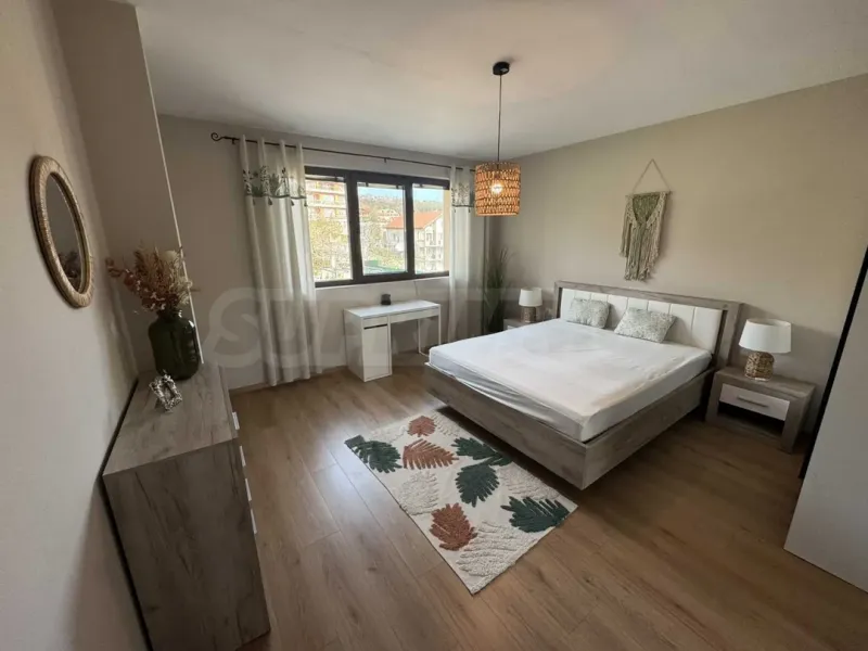 Stylish Varna Apartment with Parking - Image 1