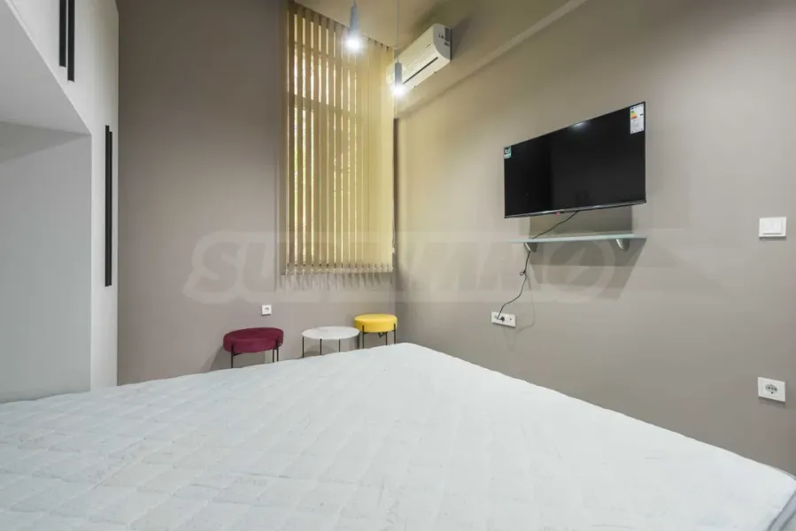 Fully furnished 3-bedroom apartment near Varna Sea Garden - Image 1