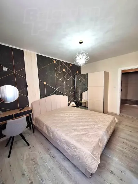 Stylish Fully Furnished One-Bedroom Apartment in Stara Zagora – 80m2 - Image 5