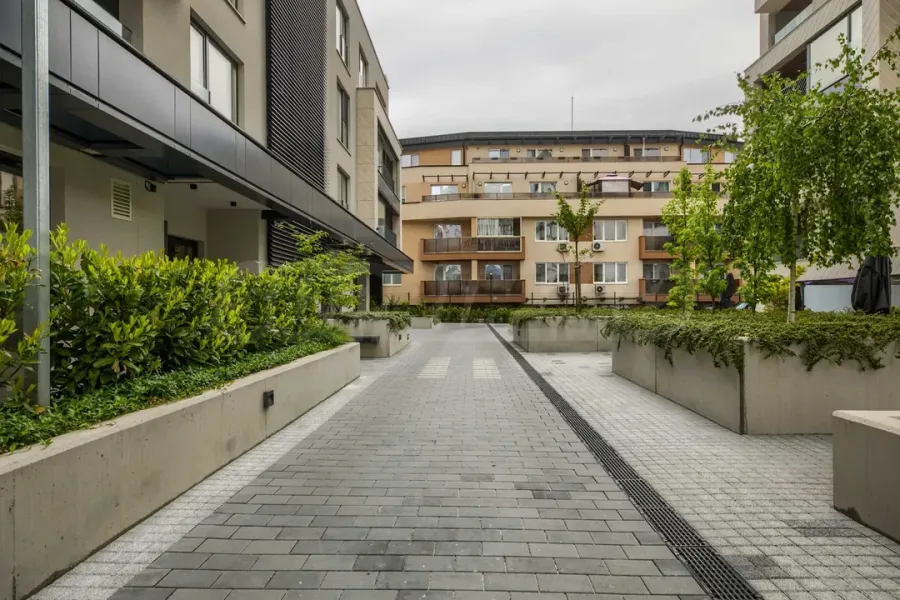 Stylish Sofia Apartment - KANSO Living - Image 4