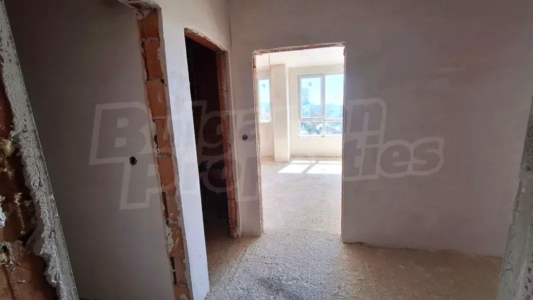 Spacious New One-Bedroom Apartment with Sea Views in Varna - Image 1