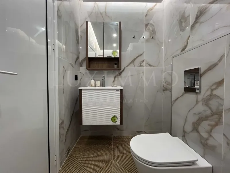 Stylish One-Bedroom Apartment Near Burgas City Center, Bulgaria - Image 1