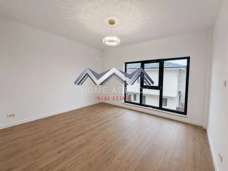 Spacious 4 Bedroom House in Otopeni with Modern Amenities - Image 2