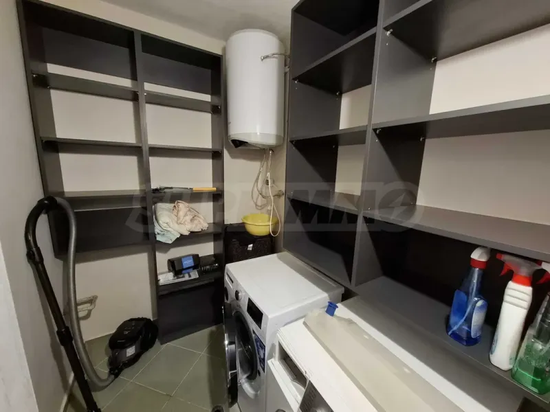 Spacious Fully Furnished Apartment in Varna's Levski Area - Image 4