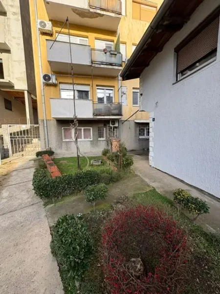 Spacious 2-Bedroom House in Palilula – Belgrade, Serbia for Sale - Image 5