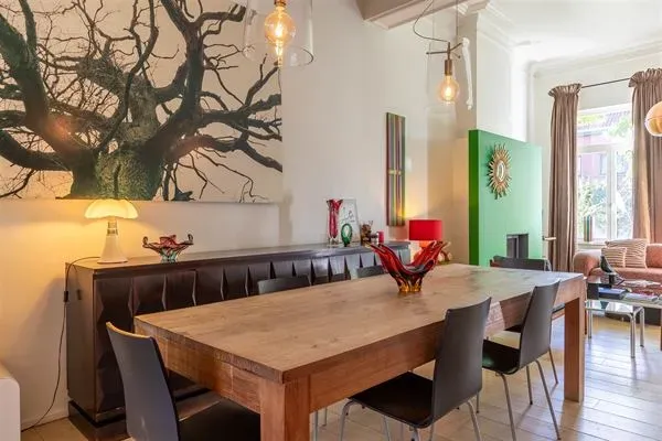 Uccle Border Townhouse: Four Bedrooms, Authentic Charm & Heritage. - Image 5