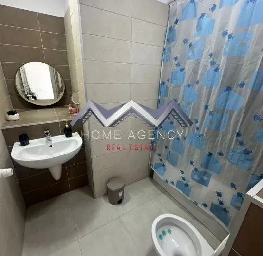 Spacious 3-Bedroom Fully Furnished Apartment in Otopeni, Romania - Image 1