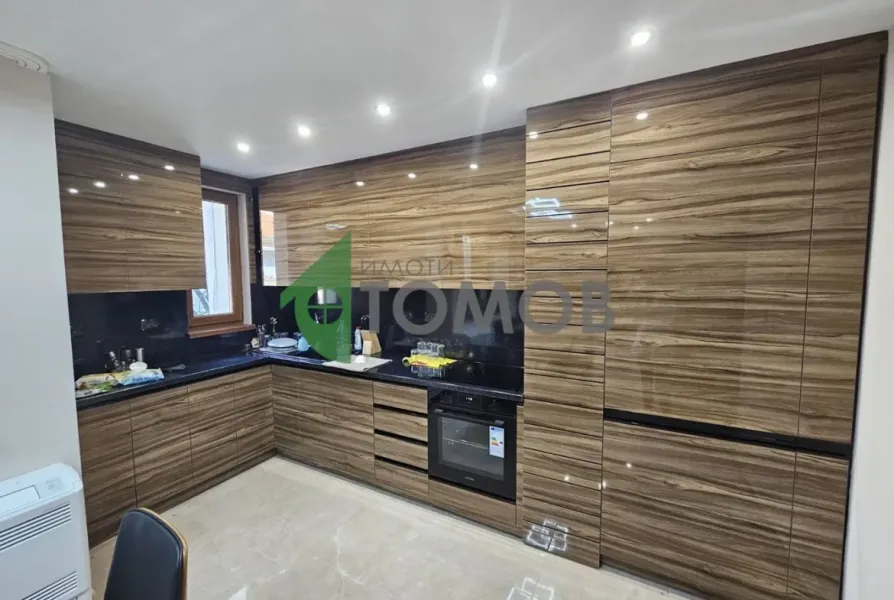 Spacious Fully Furnished Apartment in Stara Zagora City Center - Image 3