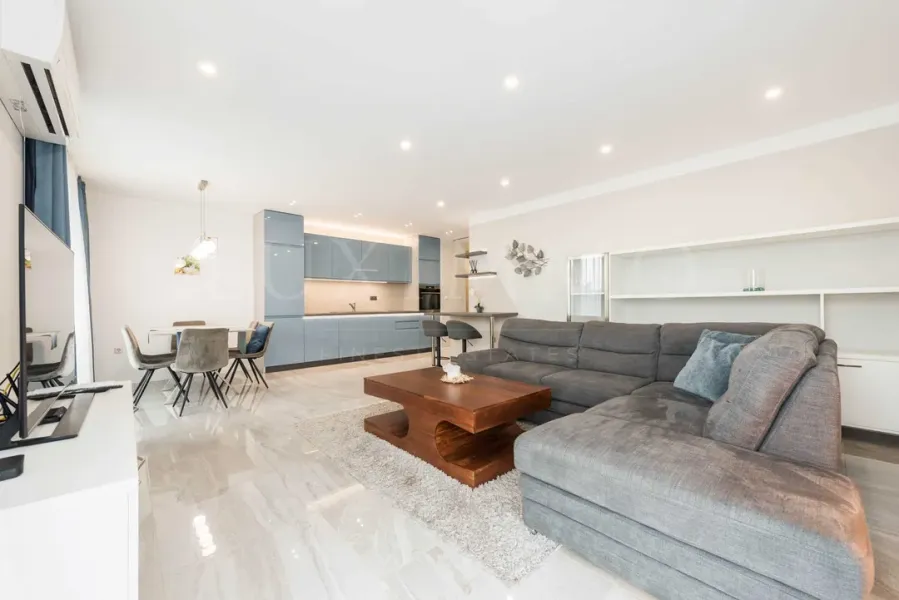Apartment for rent in Varna - Image 2