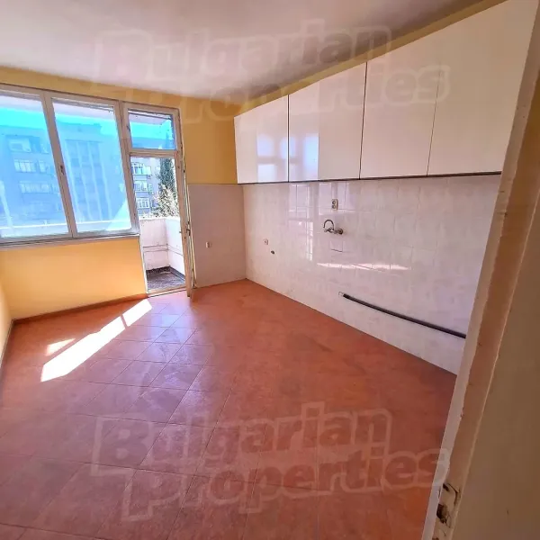 Apartment for sale in Stara Zagora - Image 4