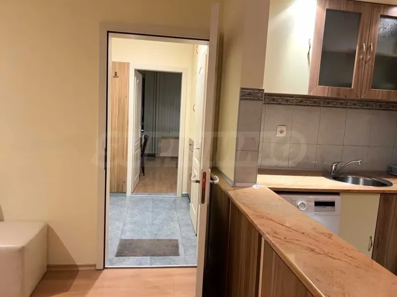 Spacious, Fully Furnished Apartment in Varna's Chatalda District - Image 1