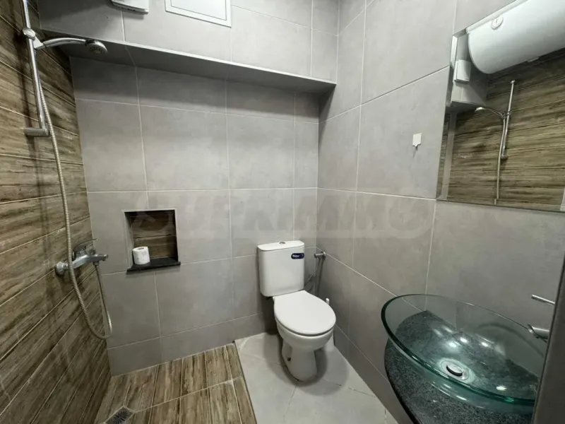 Spacious Fully Furnished 3-Bedroom Apartment in Varna - Image 1
